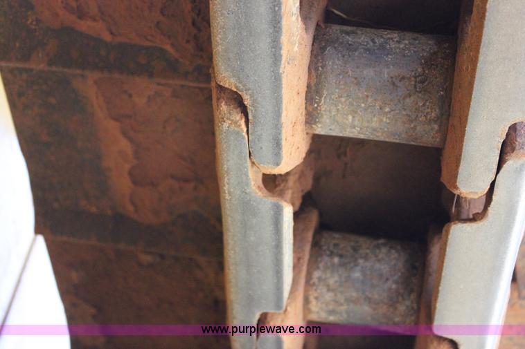 image for item I1749 2011 Caterpillar D6T XL dozer