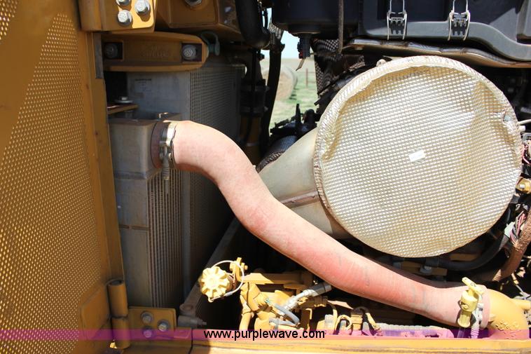 image for item I1749 2011 Caterpillar D6T XL dozer