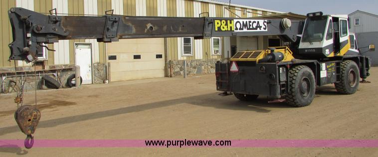 image for item I6516 1983 P & H Omega S crane