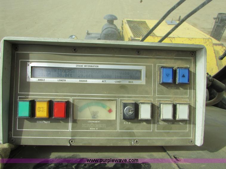 image for item I6516 1983 P & H Omega S crane