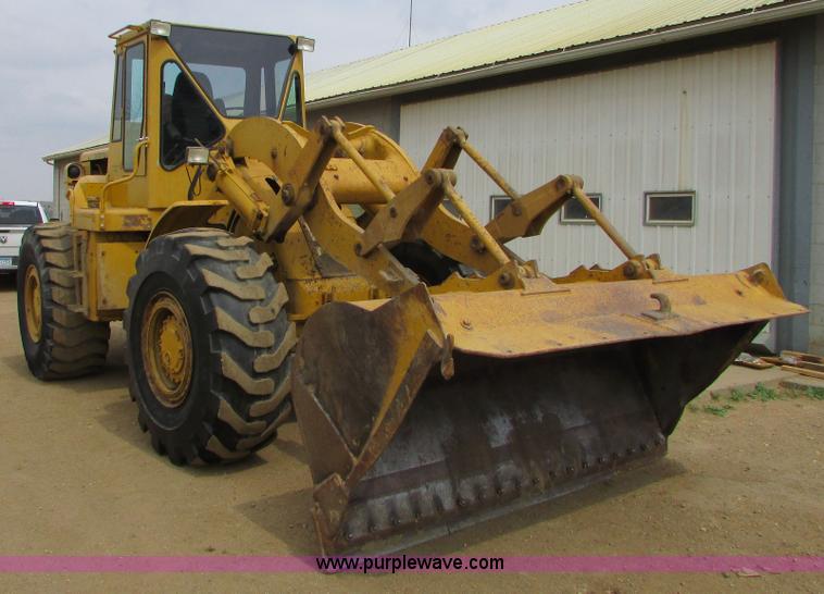 image for item I6517 Caterpillar 966C wheel loader