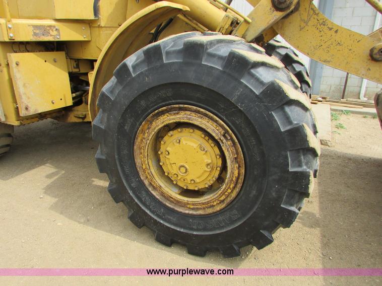 image for item I6517 Caterpillar 966C wheel loader
