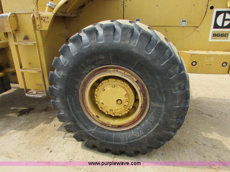 image for item I6517 Caterpillar 966C wheel loader