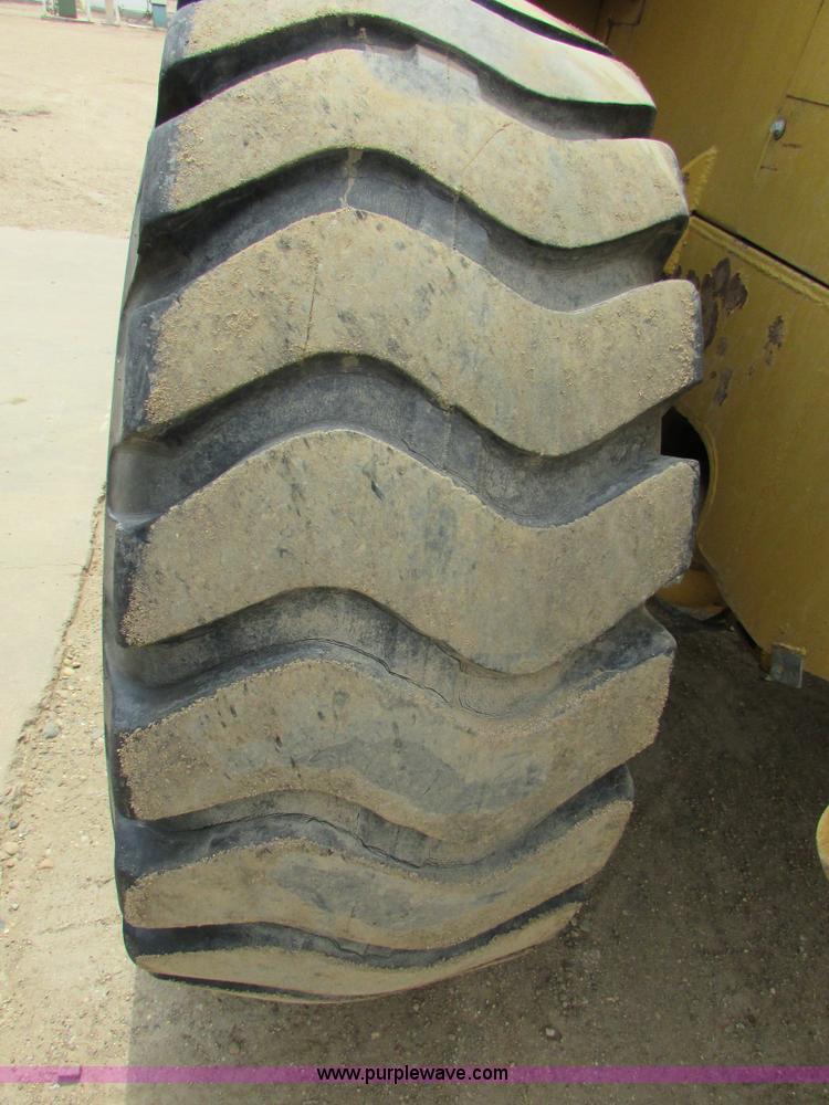 image for item I6517 Caterpillar 966C wheel loader