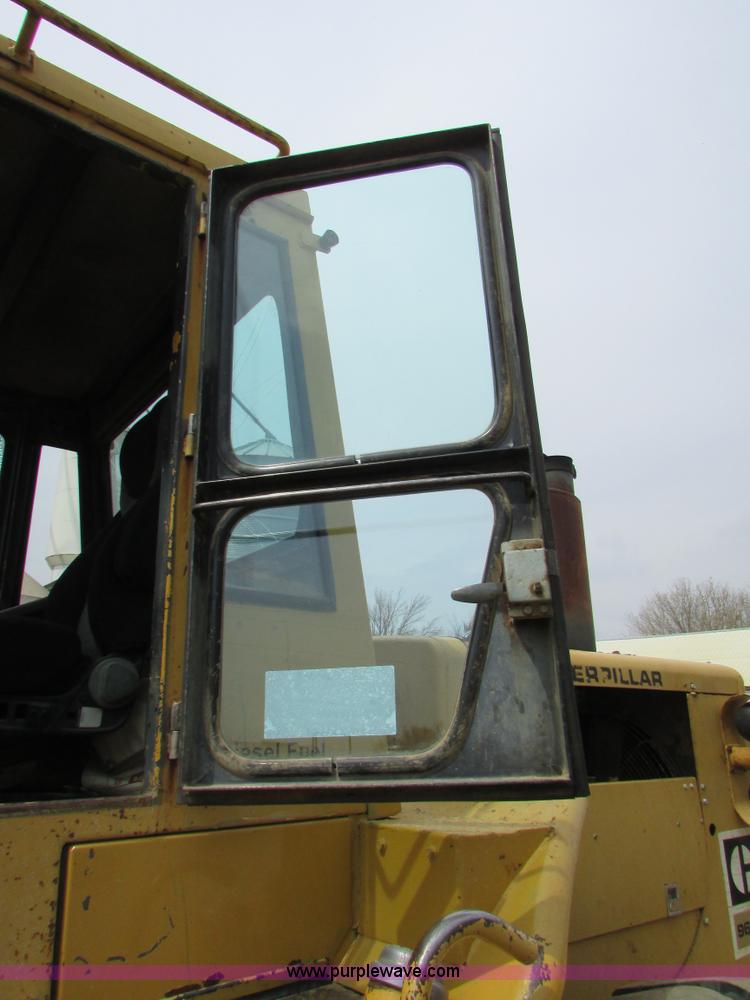 image for item I6517 Caterpillar 966C wheel loader