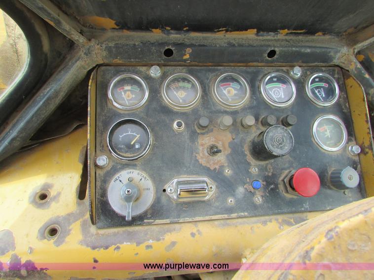 image for item I6517 Caterpillar 966C wheel loader