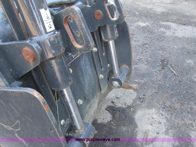 image for item J1782 2011 Bobcat 18PLA skid steer planer