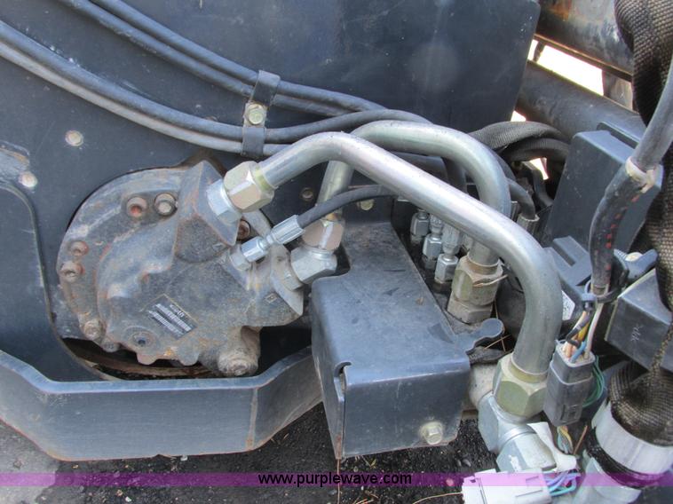 image for item J1782 2011 Bobcat 18PLA skid steer planer