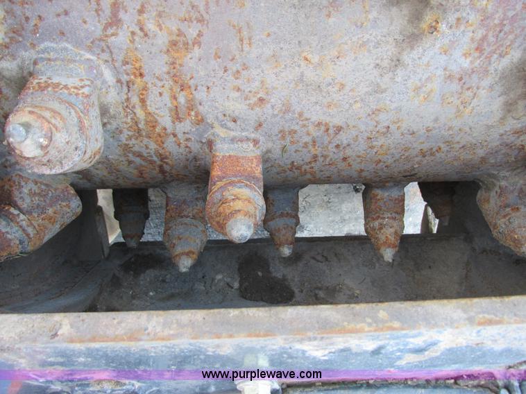 image for item J1782 2011 Bobcat 18PLA skid steer planer