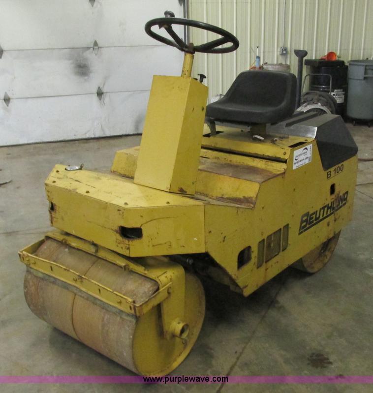 image for item J1784 Beuthling B100 smooth drum roller