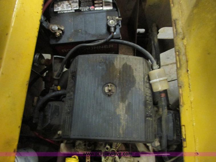 image for item J1784 Beuthling B100 smooth drum roller