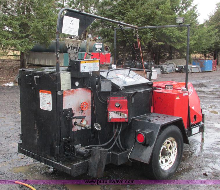 image for item J1785 2005 Cimline 110DHRC Magnum series crack fill machine