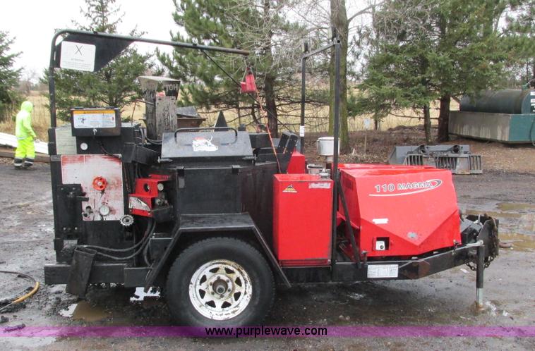 image for item J1785 2005 Cimline 110DHRC Magnum series crack fill machine