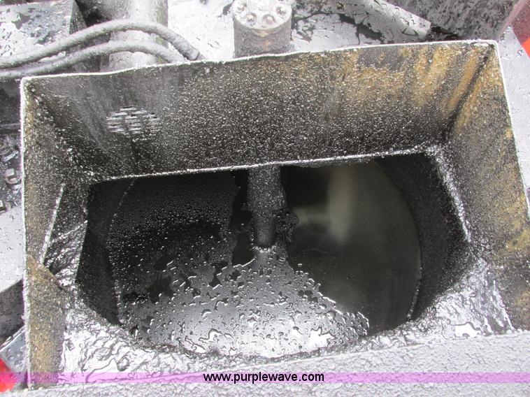 image for item J1785 2005 Cimline 110DHRC Magnum series crack fill machine