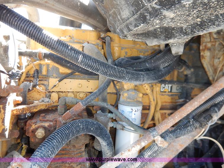 image for item J3969 2002 International F2574 dump truck