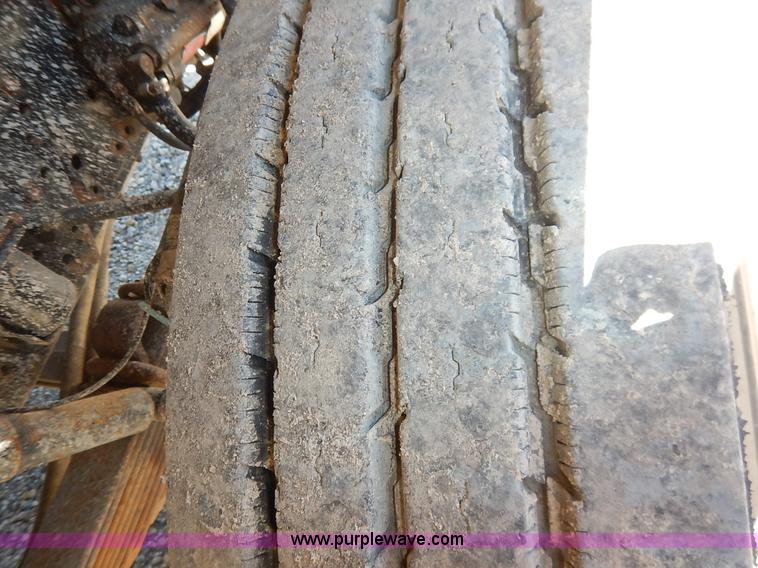 image for item J3969 2002 International F2574 dump truck