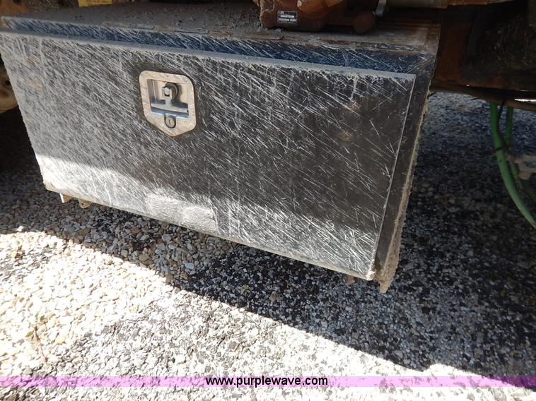 image for item J3969 2002 International F2574 dump truck