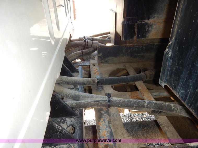 image for item J3969 2002 International F2574 dump truck