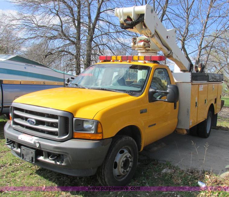 image for item K2089 2002 Ford F550 Super Duty bucket truck