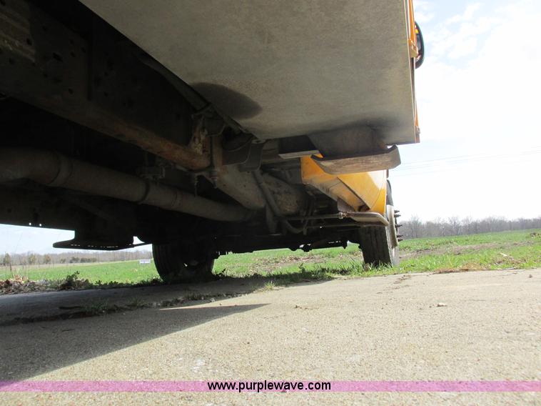 image for item K2089 2002 Ford F550 Super Duty bucket truck