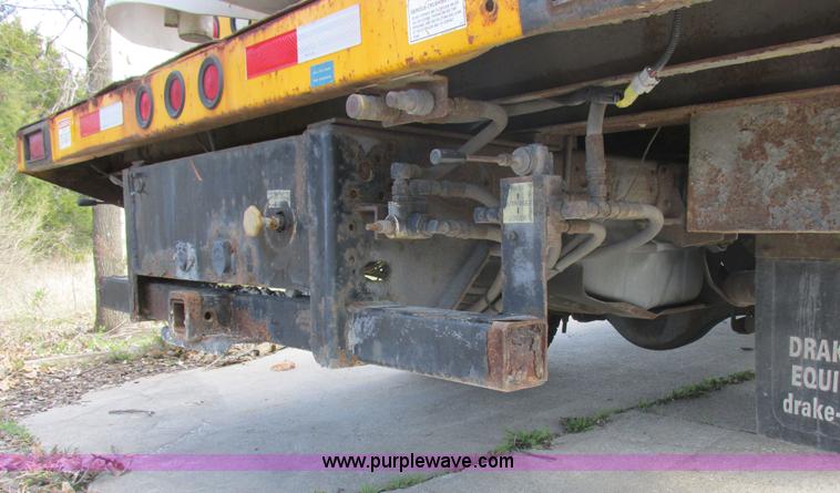 image for item K2089 2002 Ford F550 Super Duty bucket truck