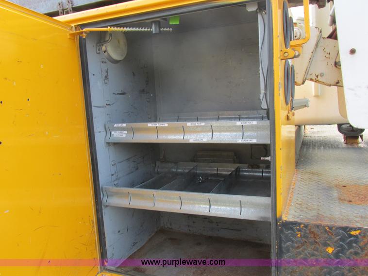 image for item K2089 2002 Ford F550 Super Duty bucket truck