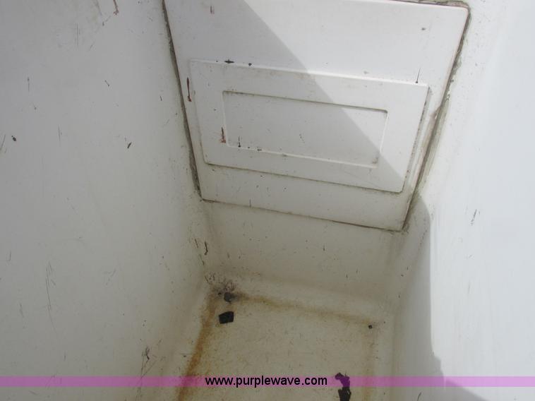 image for item K2089 2002 Ford F550 Super Duty bucket truck