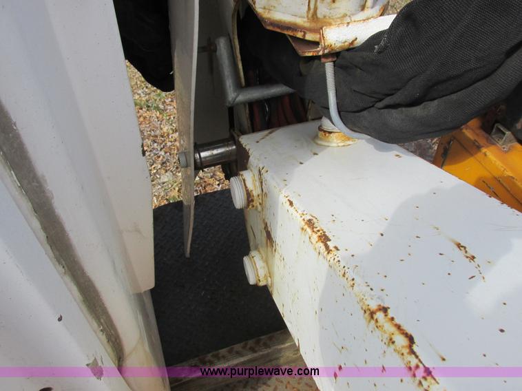 image for item K2089 2002 Ford F550 Super Duty bucket truck