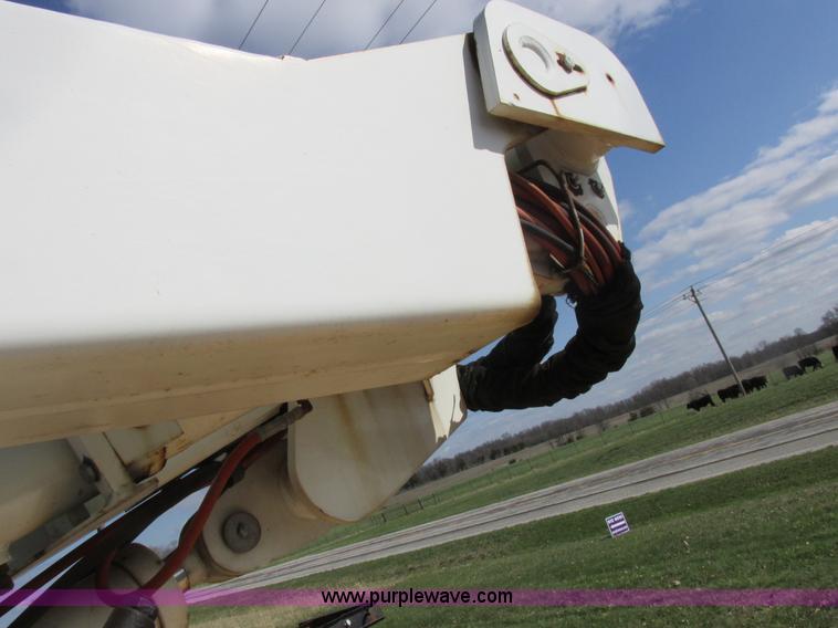 image for item K2089 2002 Ford F550 Super Duty bucket truck