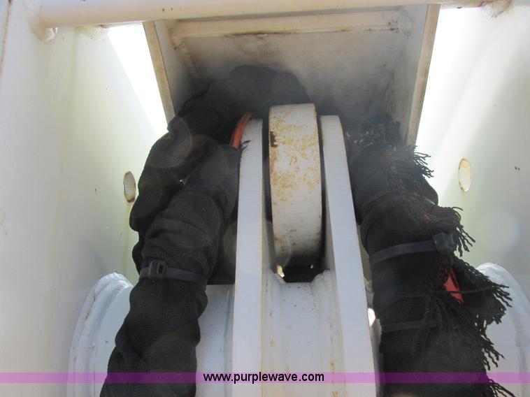 image for item K2089 2002 Ford F550 Super Duty bucket truck