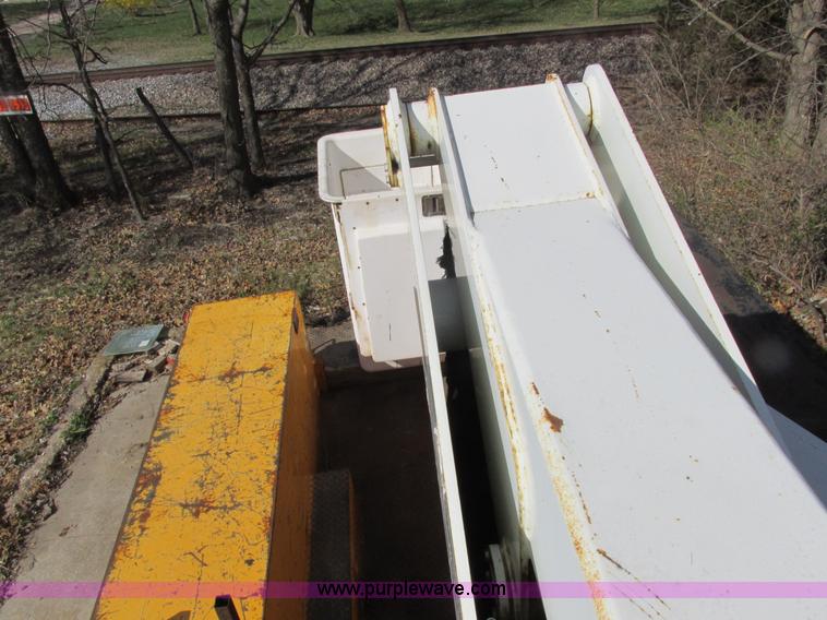 image for item K2089 2002 Ford F550 Super Duty bucket truck