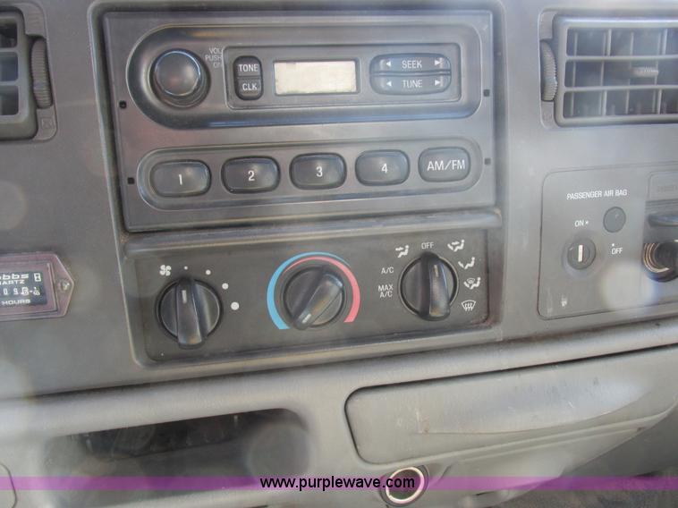 image for item K2089 2002 Ford F550 Super Duty bucket truck