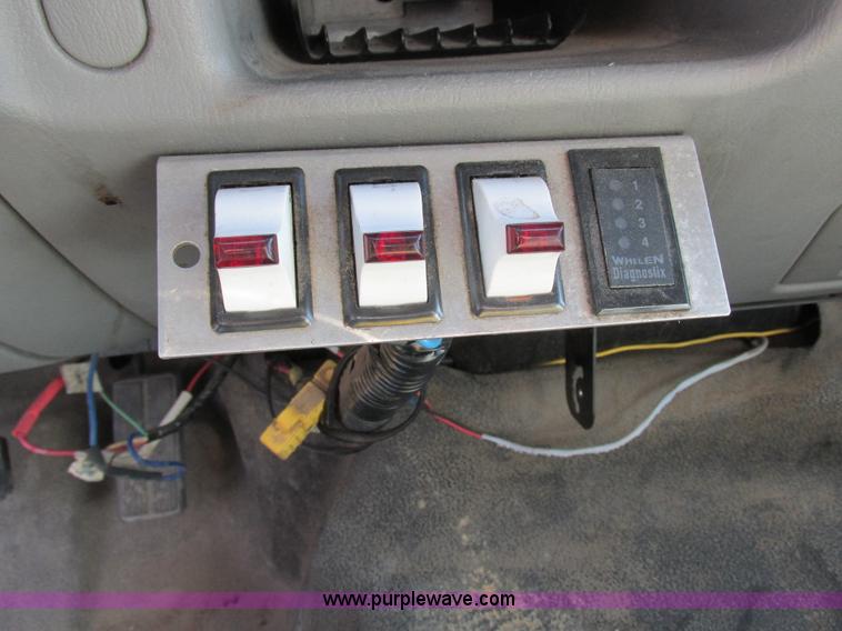 image for item K2089 2002 Ford F550 Super Duty bucket truck