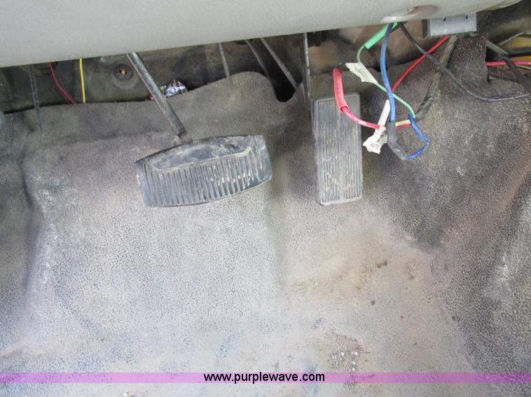 image for item K2089 2002 Ford F550 Super Duty bucket truck