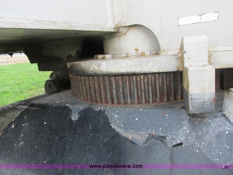 image for item K2099 Simon MP-60 boom lift