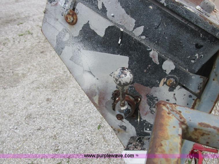 image for item K2099 Simon MP-60 boom lift