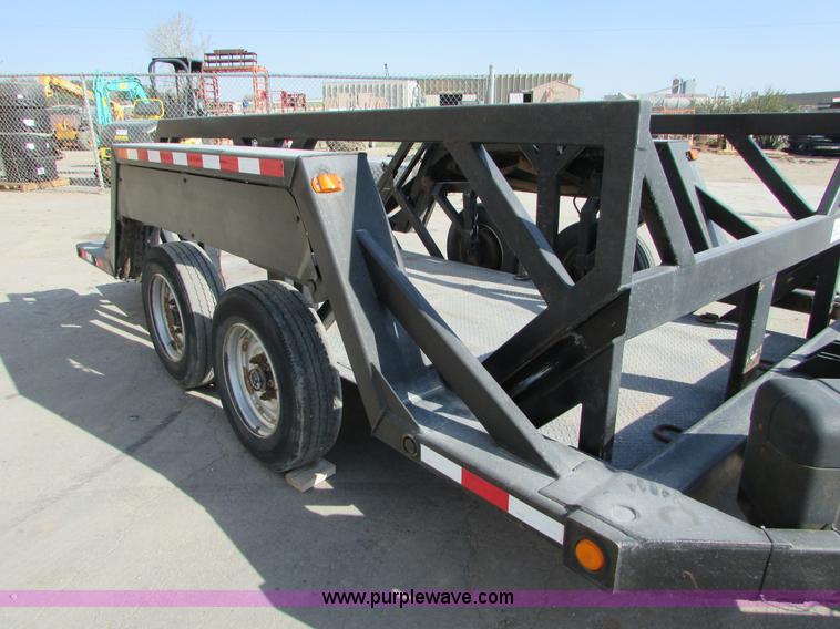 image for item K2565 2005 Escalate ET1200 Workforce tilt deck trailer