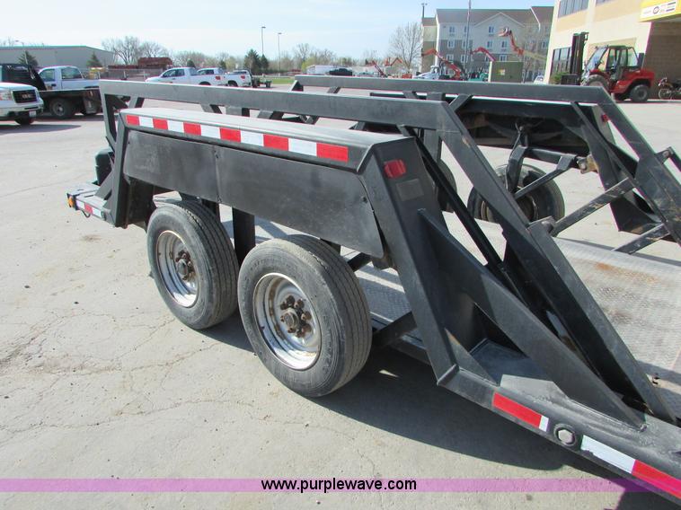 image for item K2565 2005 Escalate ET1200 Workforce tilt deck trailer
