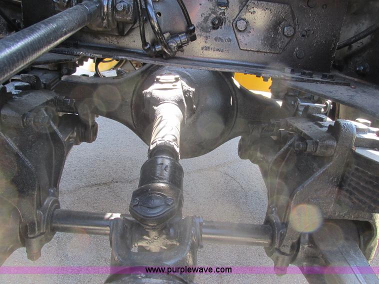 image for item K5008 1984 Ford LTL9000 crane truck