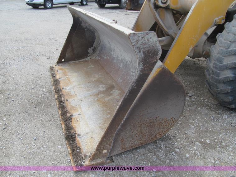 image for item K5563 1989 John Deere 544E wheel loader