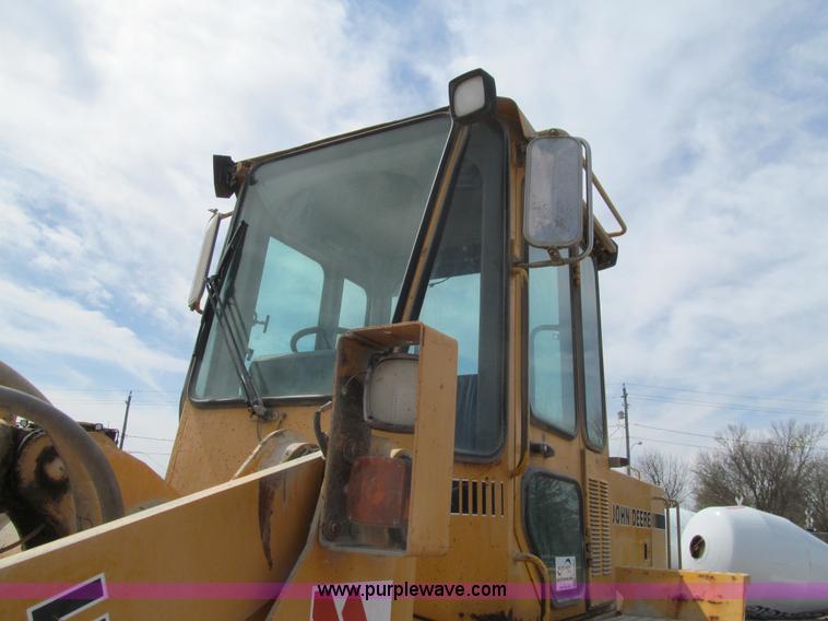 image for item K5563 1989 John Deere 544E wheel loader