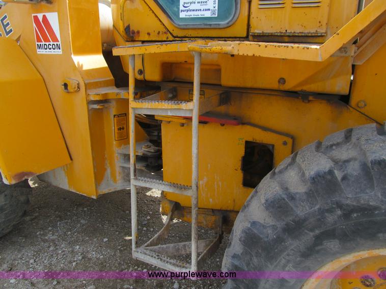 image for item K5563 1989 John Deere 544E wheel loader