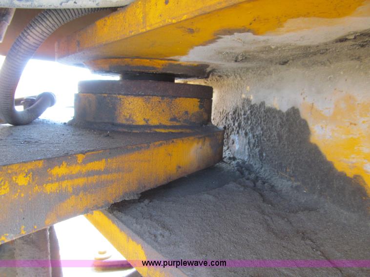 image for item K5563 1989 John Deere 544E wheel loader