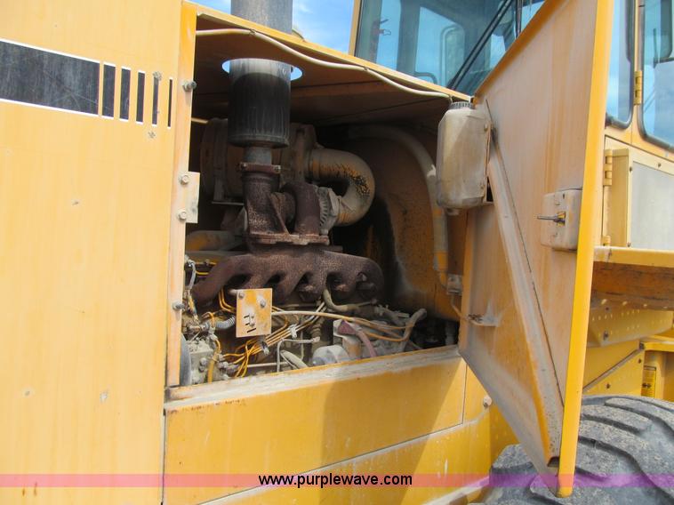 image for item K5563 1989 John Deere 544E wheel loader