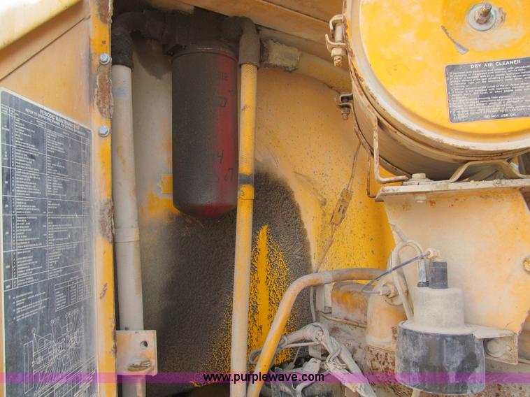 image for item K5563 1989 John Deere 544E wheel loader