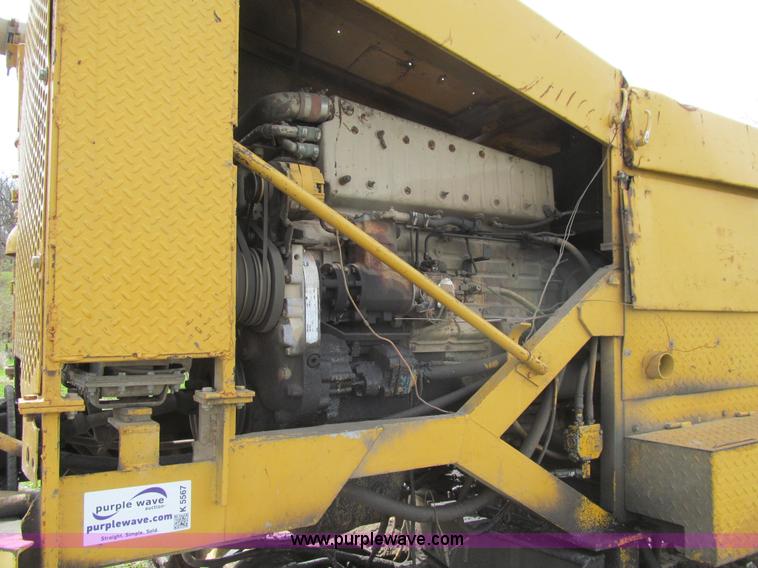 image for item K5567 Hoes 683 trencher