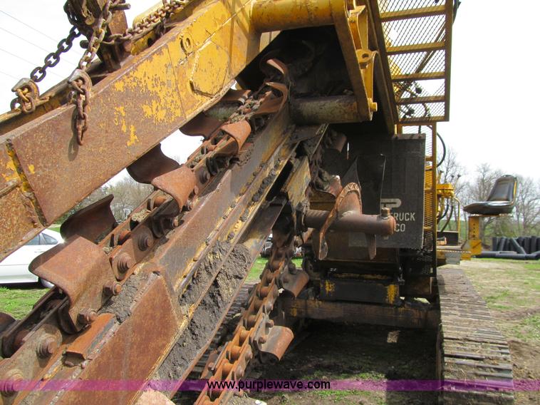 image for item K5567 Hoes 683 trencher