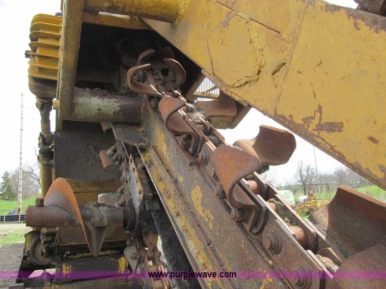 image for item K5567 Hoes 683 trencher