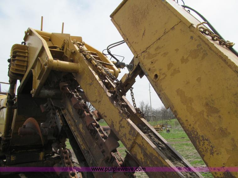 image for item K5567 Hoes 683 trencher