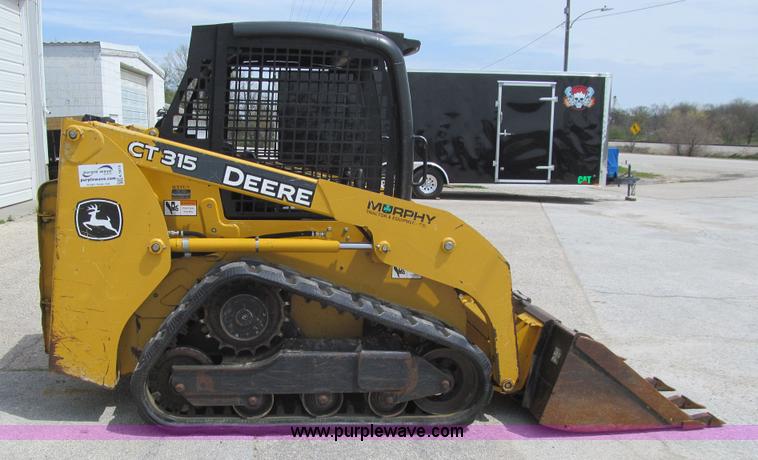 image for item K5619 2009 John Deere CT315 skid steer
